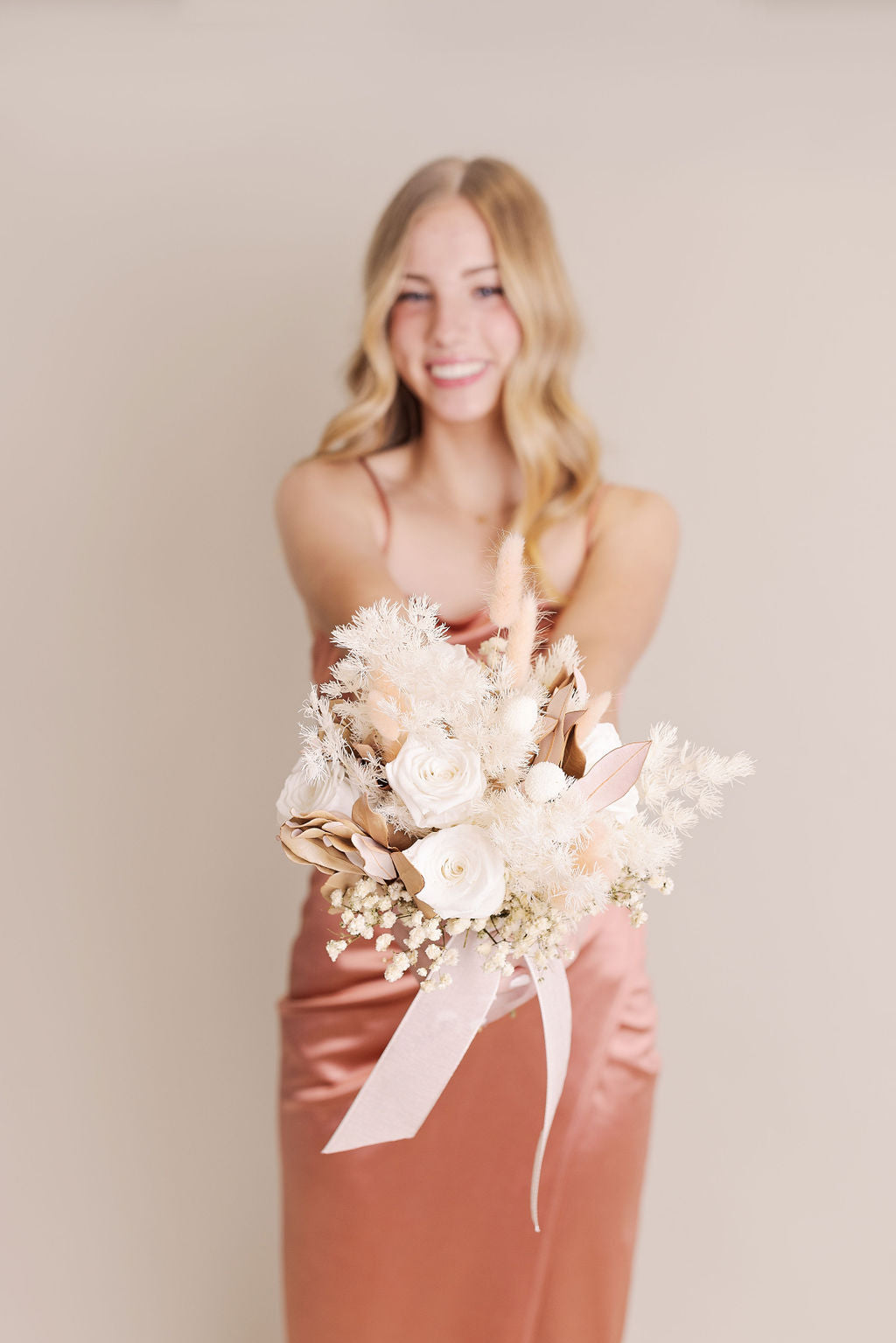 Neutral Blush Presentation Bouquet